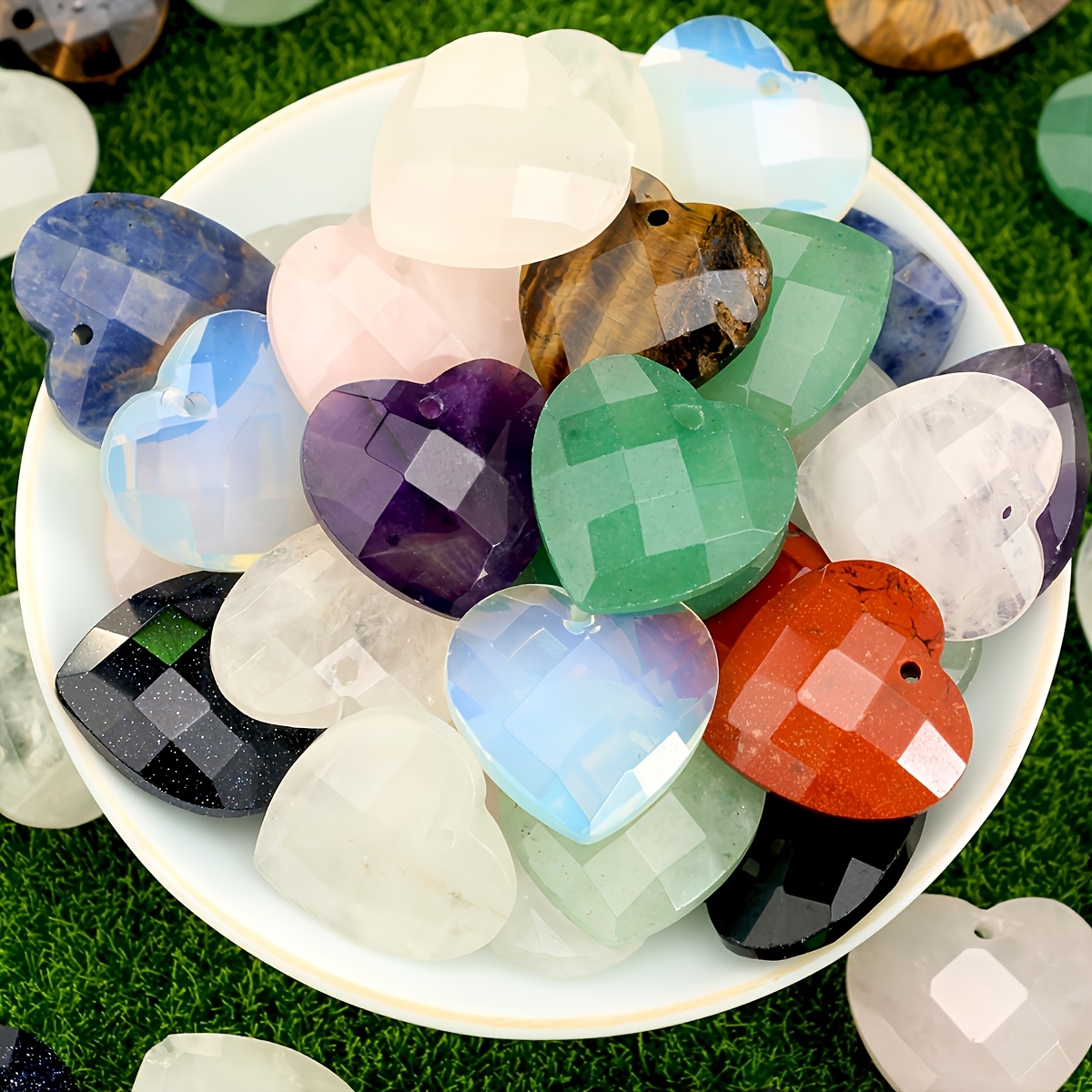 6pcs Random Rose Quartz Exquisite Faceted Heart Pendant Set